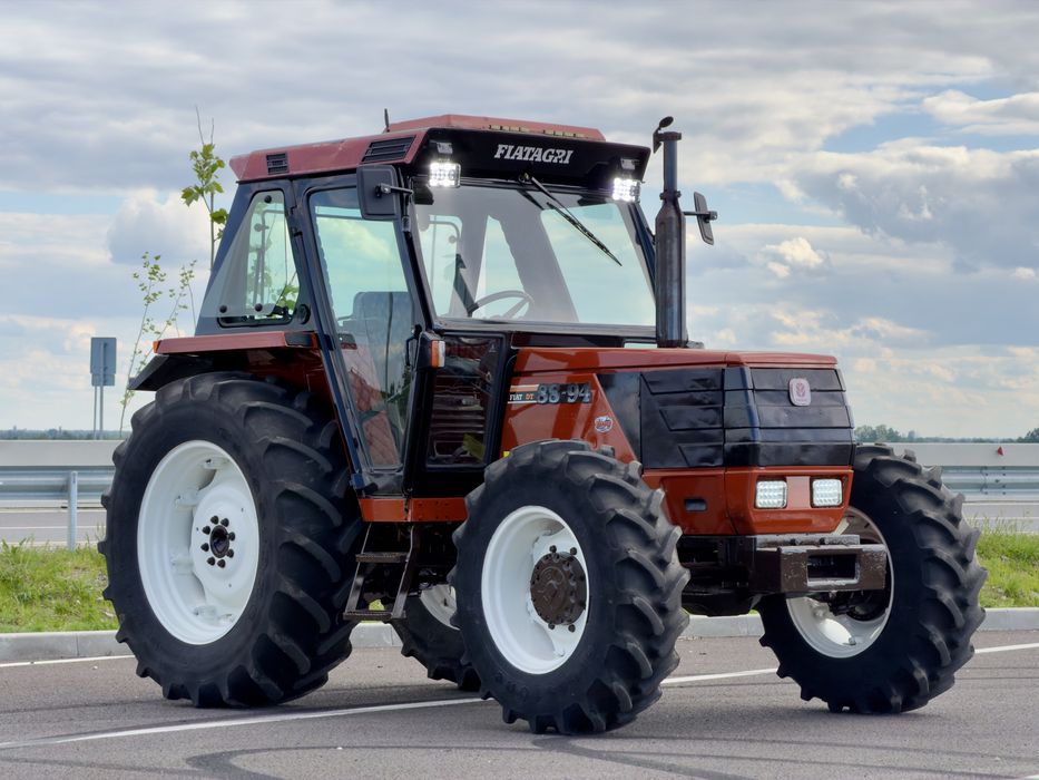 Tractor Fiat Agri 88-94 HI LO cu Aer Conditionat An 1996 Cabina SuperComfort New Holland Case Claas John Deere Fiat 70 90 Fiat 80 90 Fiat 82 94  640