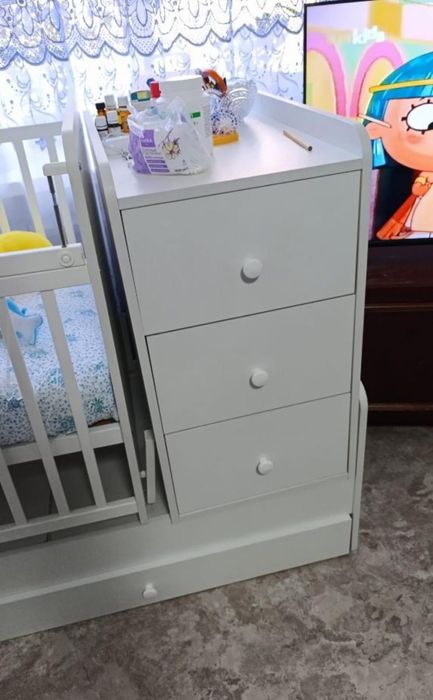 Детская кроватка