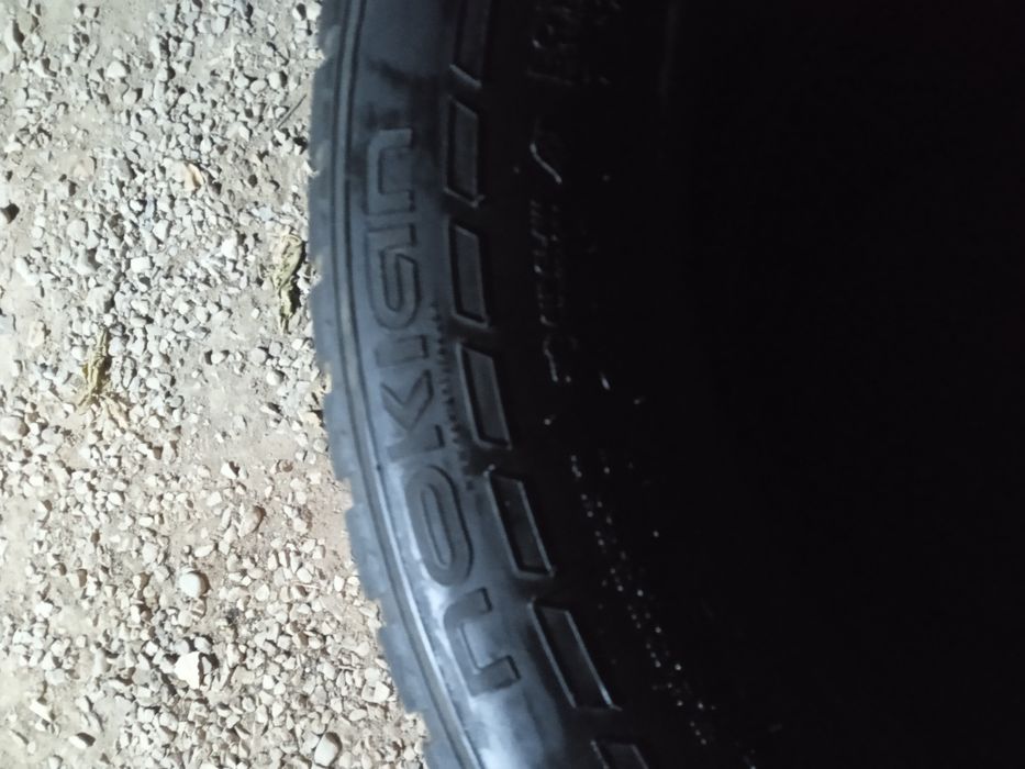 Продам шины 285/50R20 зима