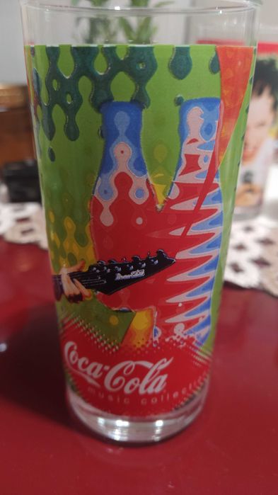 Ретро чаши на Кока- кола