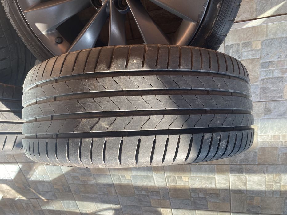 Jante R18 originale Vw Anvelope 235/40 Vara