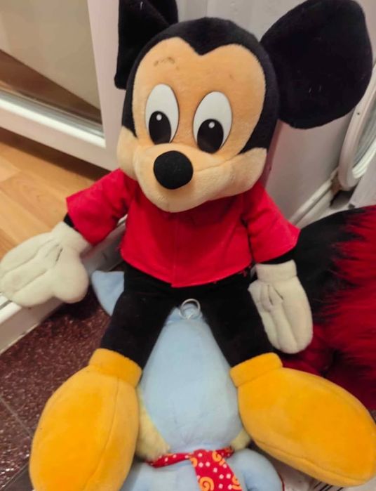 Големи плюшени играчки