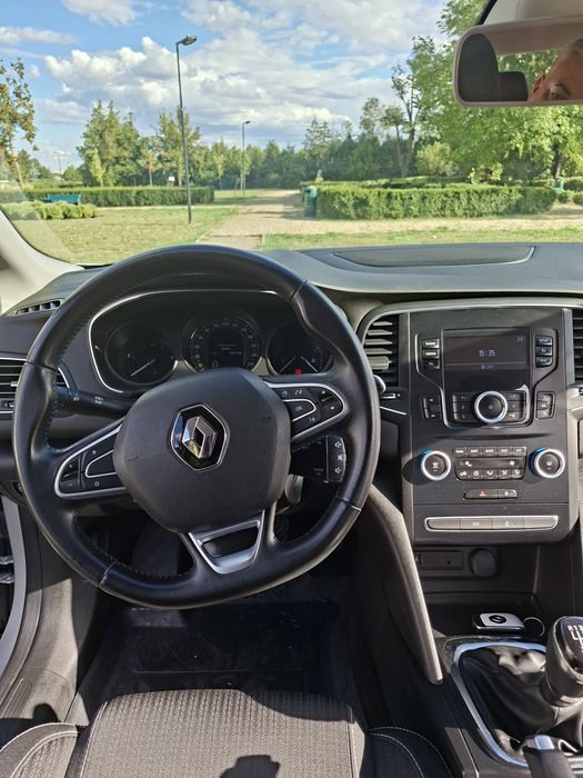 Vând Renault  Megane 4