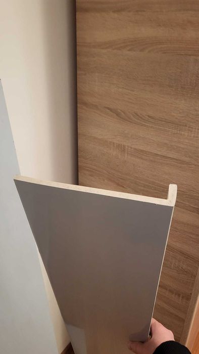 Pervaz de plastic, perfect pentru proiectele tale!