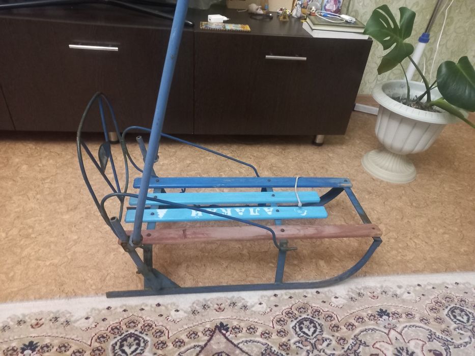 Продам санки! Цена 5 тыс,тенге