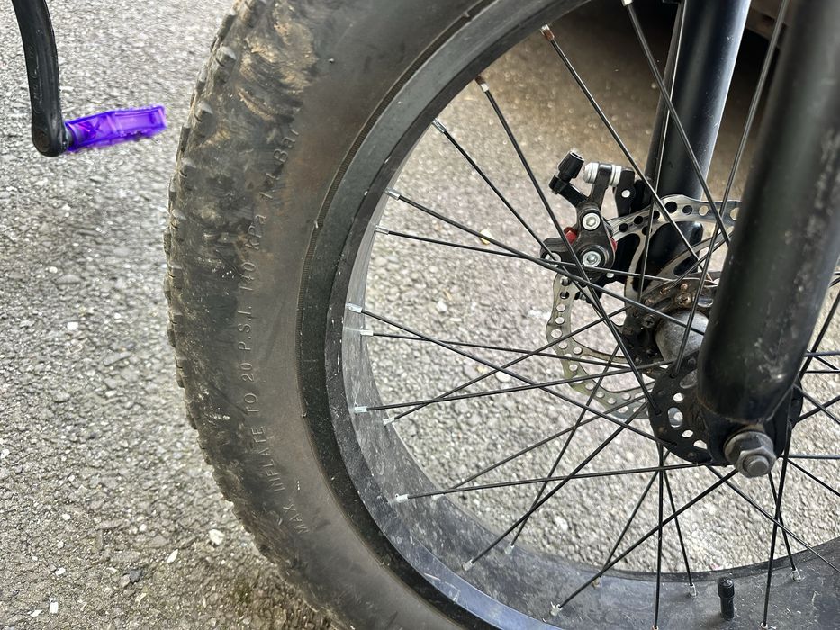 Bicicleta MTB fatbike, roti de 20x4