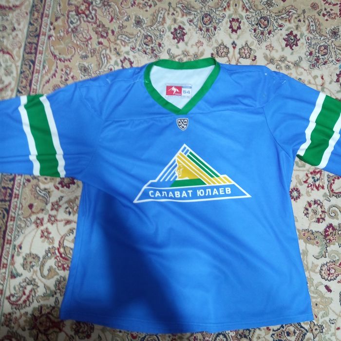 Продам хоккейную Форму