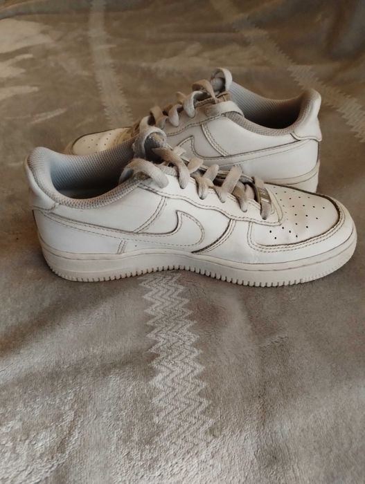 Маратонки NIKE juniors AIR FORCE 1 Eur 36