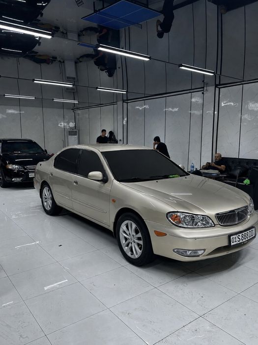 nissan maxima a33 2002