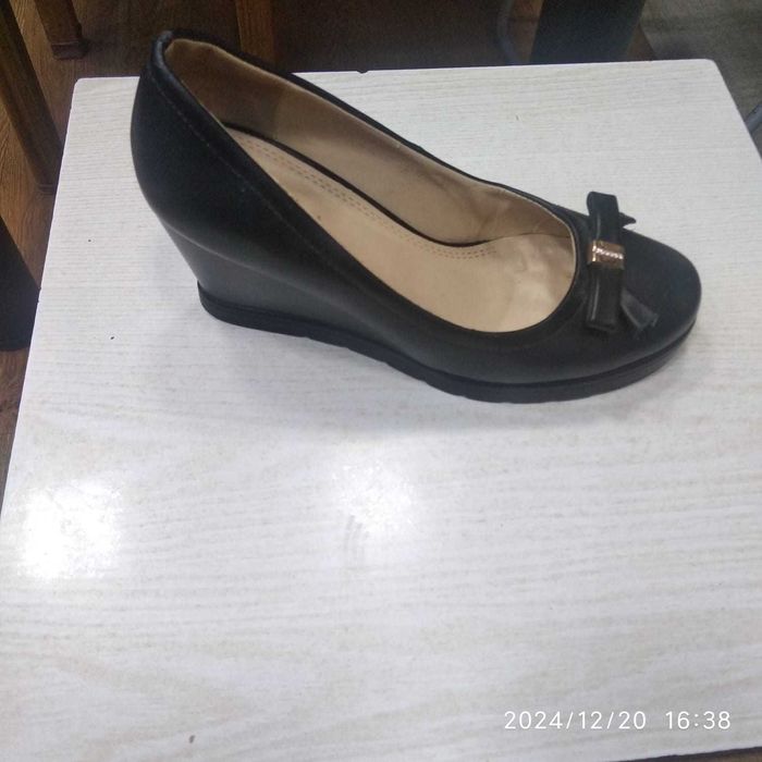 Туфли демисезонные, босоножки