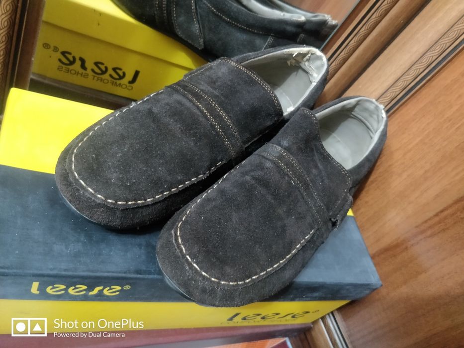 Продаю замшевые мокасины хорошее качество коричневый цвет на весну.!