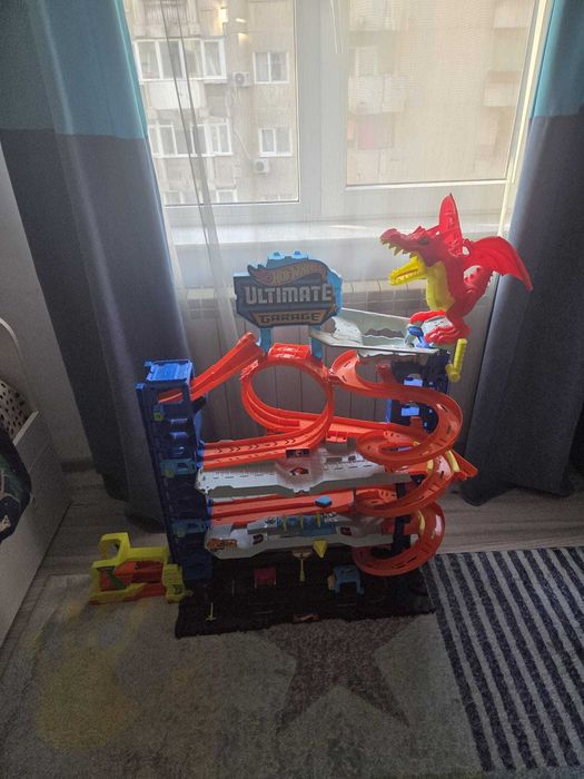 Garajul Hot Wheels Ultimate Garage Garajul suprem hot wheels