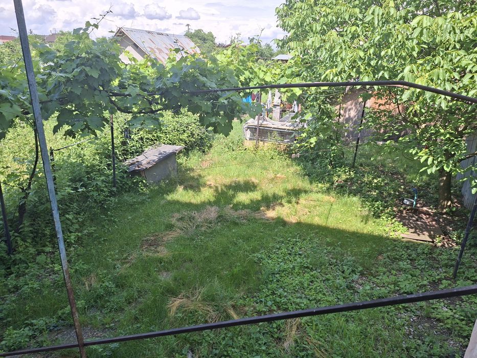 Vand apartament 2 Camere cu Gradina si Curte in Calinesti  Prahova