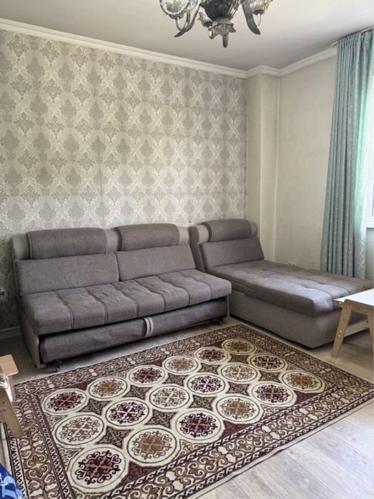 Продам диван б/у (Торг)