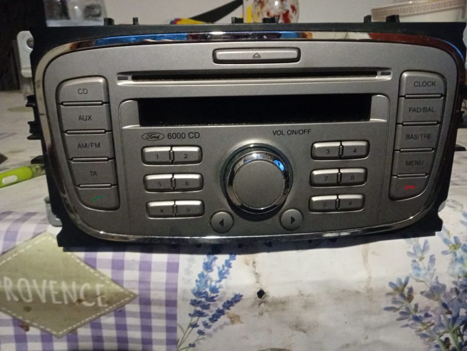 Casetofon Ford Mondeo MK4 functional cu cod inclus
