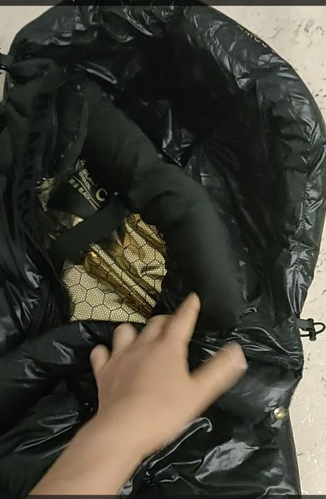 Пуховик зимний черный