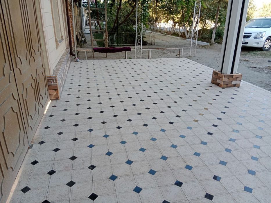 Bruschatka izvestnyak va kafel soklga teramiz