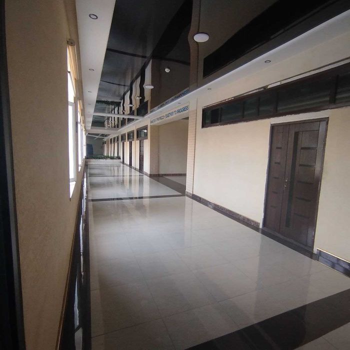 Нотурар бино ва иншоотлар ижарага берилади еки кисман сотилади