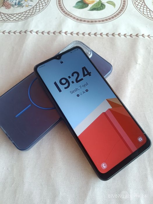 Samsung Galaxy A12