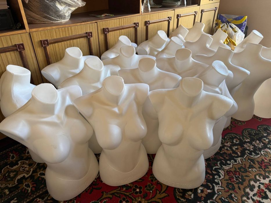 Maniken srochno sotiladi. 20 dona ayollar manikeni optom narxda sotila