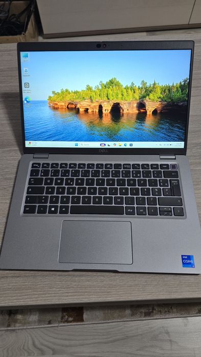 Laptop Dell 5420, i7gen11, 16Gb, ssd256Gb, 14" cu touchscreen, windows