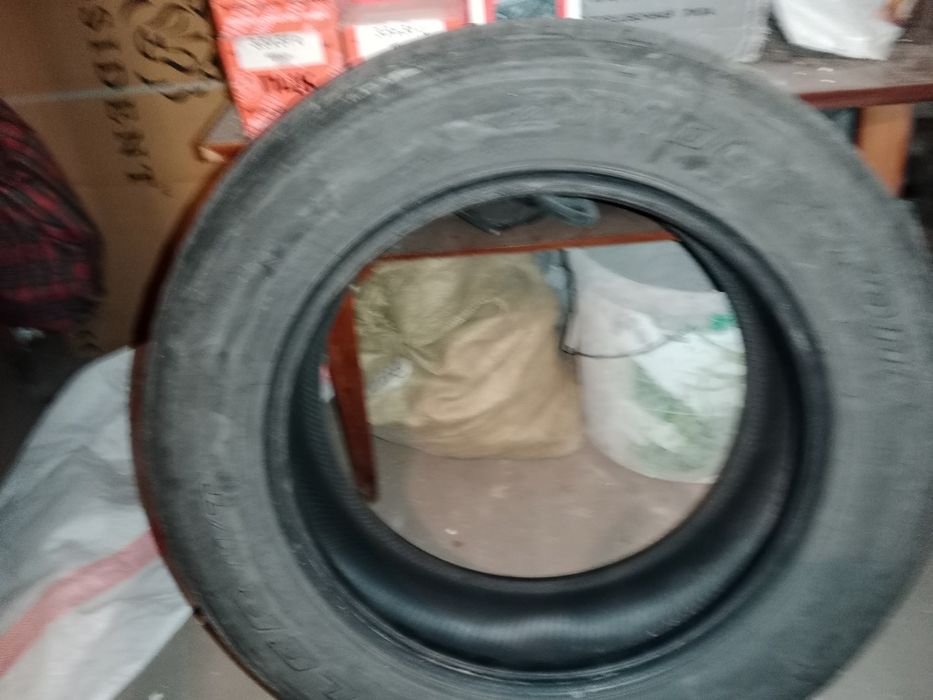 Продам шины зимние.