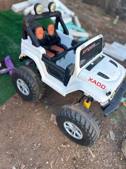 Детски акумулаторен джип