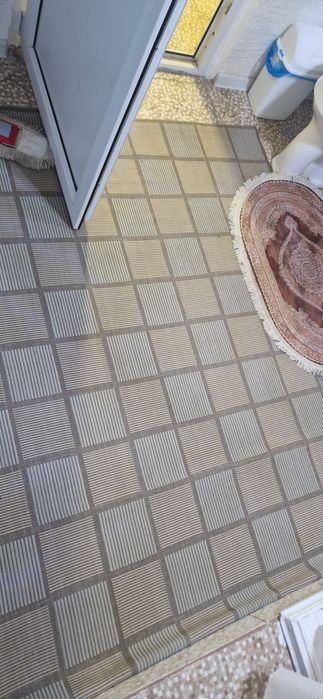 Ковры недорого , в хорошем состоянии