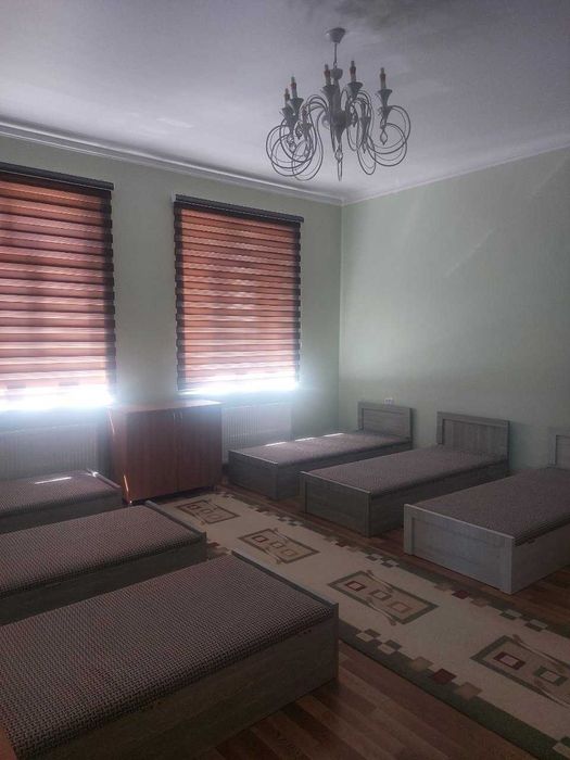 Талабалар учун барча шароитлари билан ижарага уй.