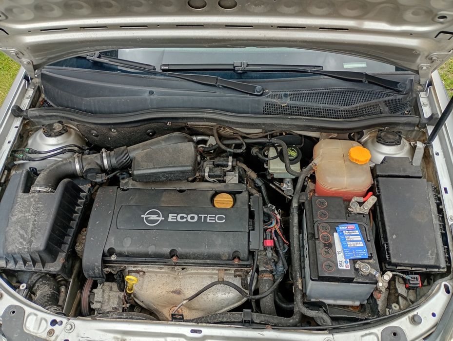 OPEL Astra 2005 — imagine 5
