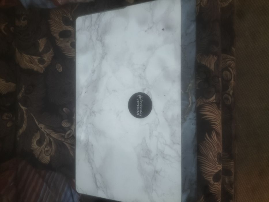 Vând 2 leptopuri funcționale