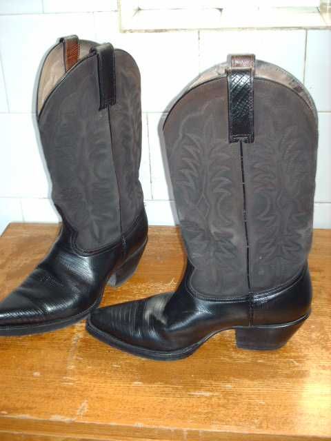 Обувки ботуши каубойски 75 евро. Змийска кожа.