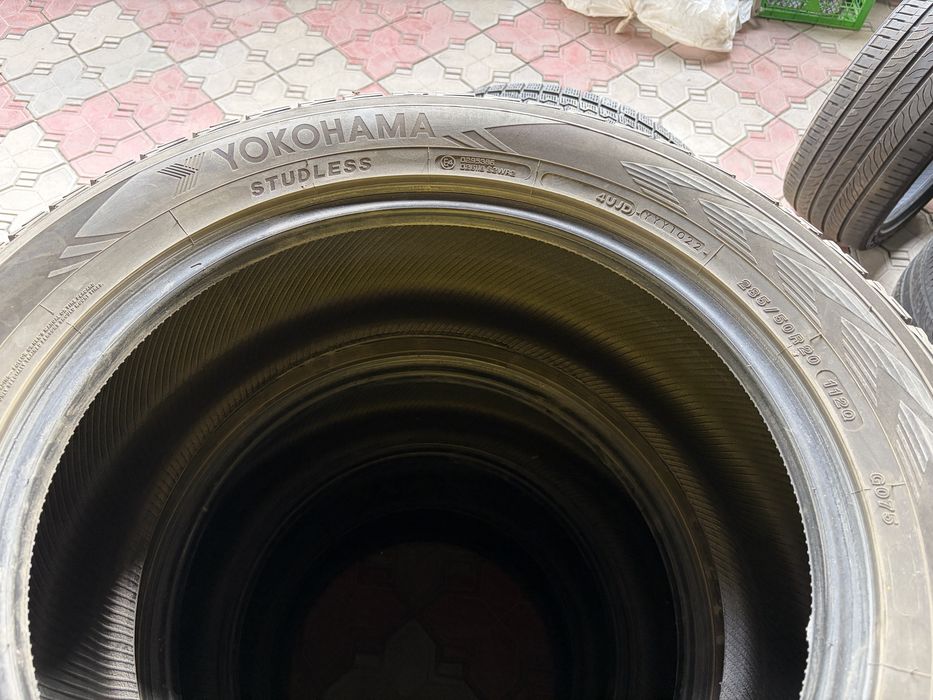 Продам зимнюю резину Yokohama