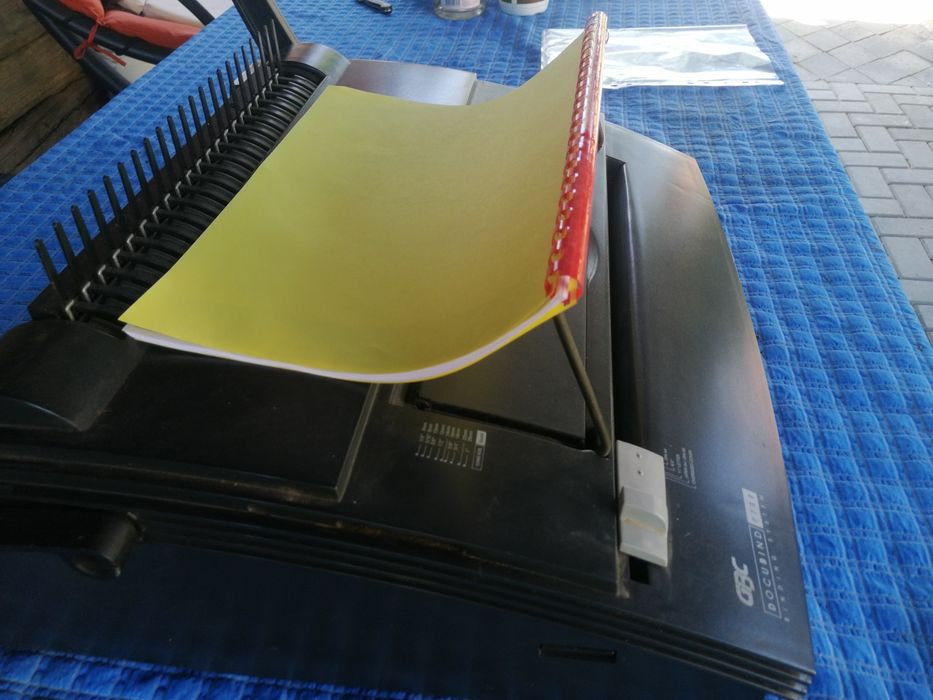 aparat de spiralat documente GBC DOCUBIND P200
