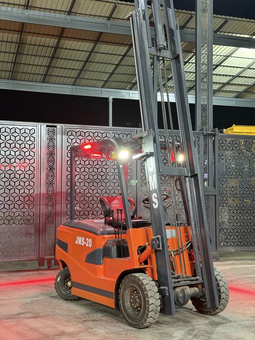 JMS Авто кара EV 2000 kg