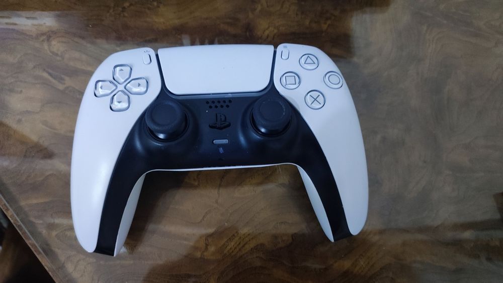 Playstation 5 pro в идеалном состояние