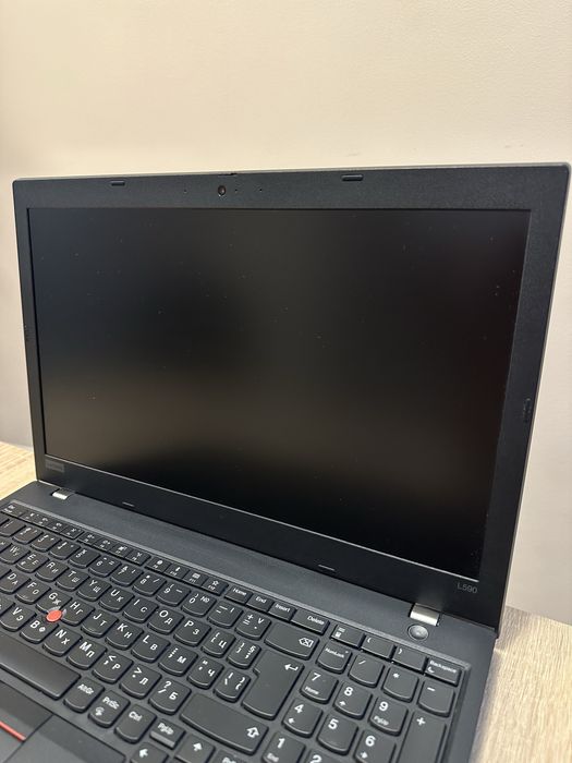 Lenovo Thinkpad L580 / Intel Core i5-8250U / 8GB RAM / 256GB SSD / Win
