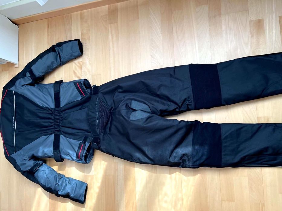 Haine de motocicletă pentru femei