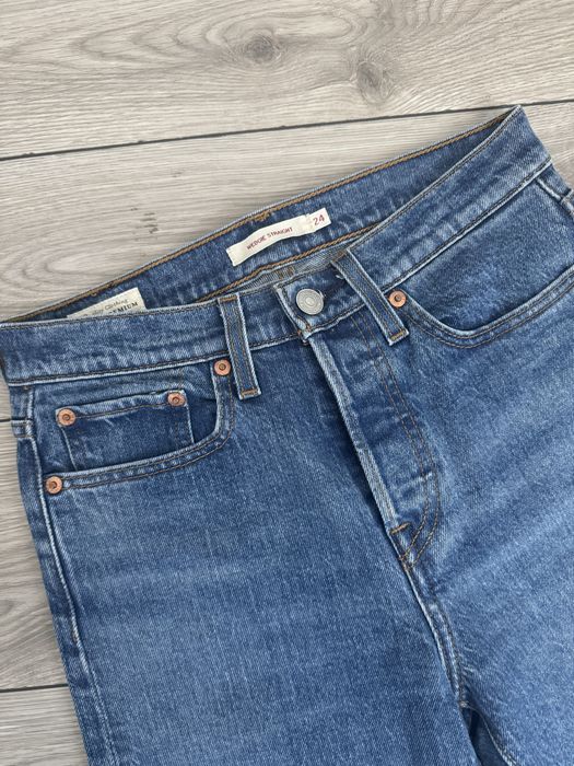 Blugi albastri Levis, wedgie straight, marimea 24