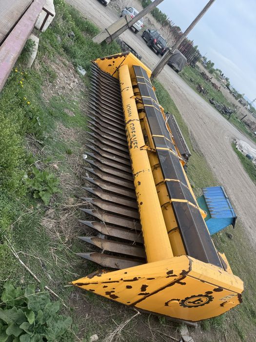 Продам жатку для уборки подсолничника