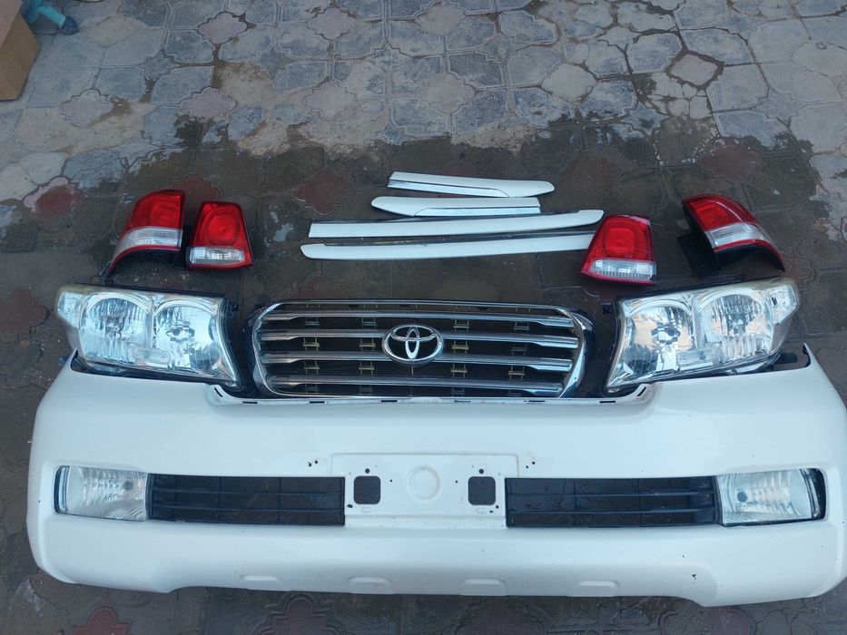 Toyota Land Cruiser 200