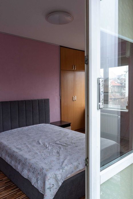 Дава се под наем Двустаен апартамент в София, Център - 60 кв.м за 548.25 € - Снимка #3