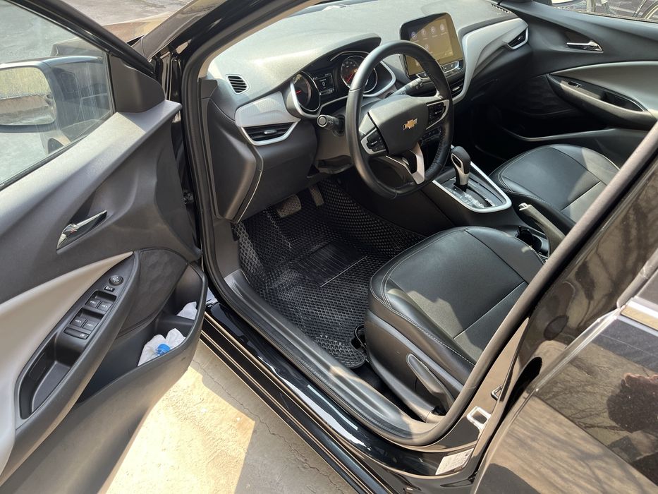 Onix primer varyantka sotiladi