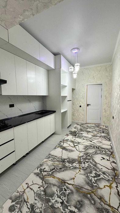 Продаётся 2х комн квартира на 7 этаже Ор-р Крытый рынок Давр Банк