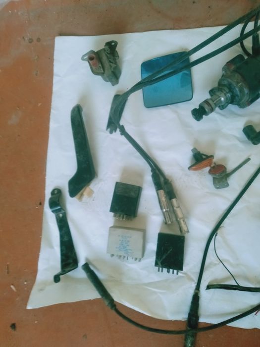 Запчасти на мерс  190