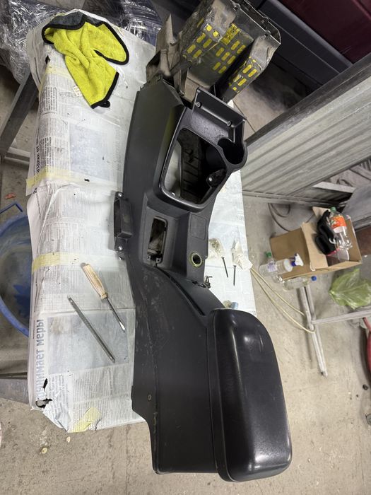 Панель приора 2( полу люкс )