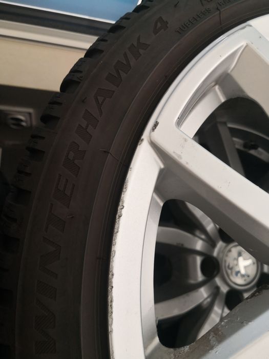 225 40 18 цола гуми като нови дот 22 4 броя firestone