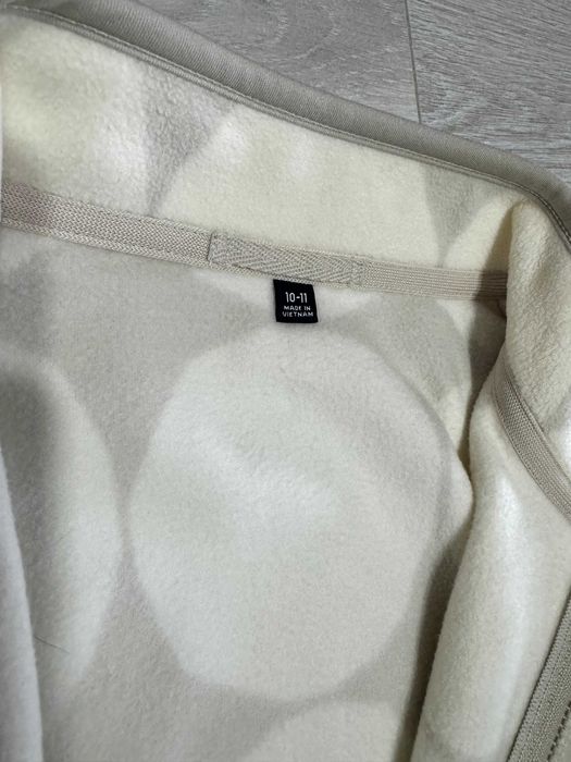 Костюм для девочки Uniqlo 10-11 лет