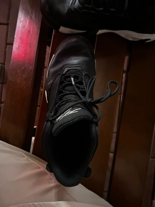 nike air jordan flight black and white