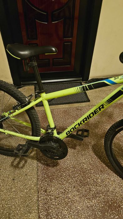 Vând bicicletă Rockrider ST500